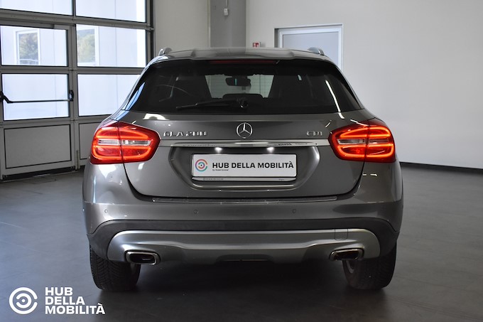 MERCEDES-BENZ GLA 200 CDI Automatic Sport